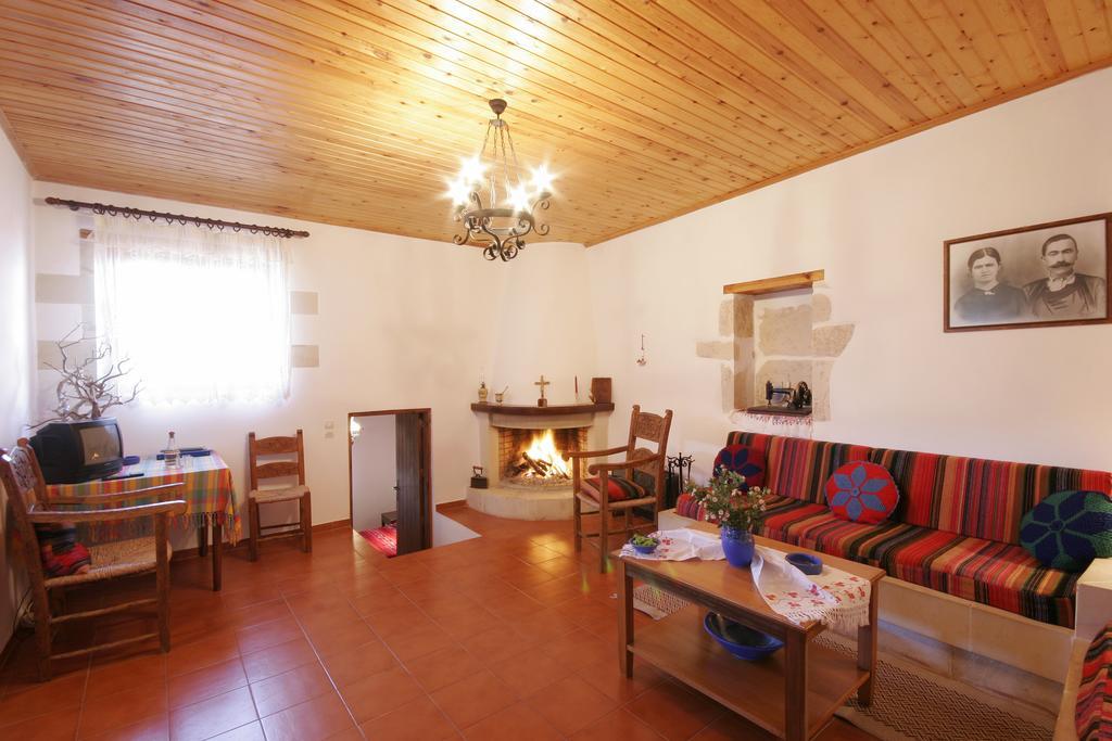 Fenareti Village House Makhairoí Esterno foto